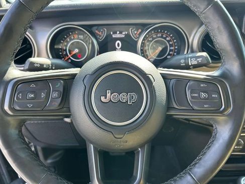 Used 2022 Jeep Gladiator Sport AWD/4WD image 25