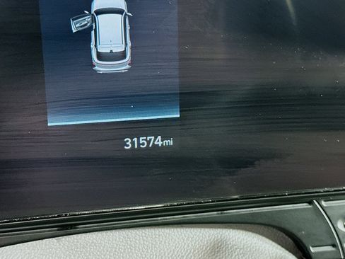 Used 2025 Hyundai Kona SEL FWD image 19