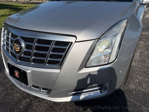Used 2014 Cadillac XTS Luxury w/ Driver Awareness Package image 20