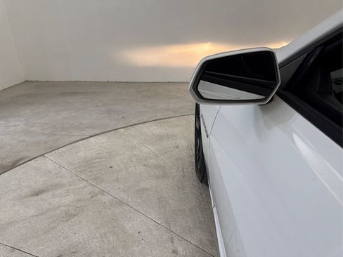 Used 2015 Chevrolet Camaro LT RWD image 25