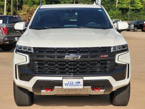 Used 2023 Chevrolet Tahoe Z71 AWD/4WD image 2