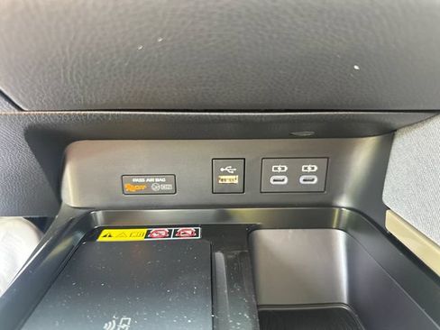 New 2026 Toyota Camry LE FWD image 32