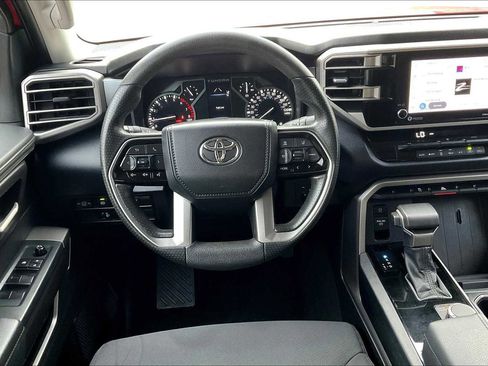 Used 2022 Toyota Tundra SR5 image 5