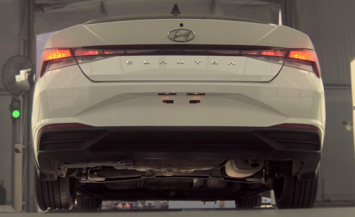 Used 2023 Hyundai Elantra SEL w/ Convenience Package FWD image 7