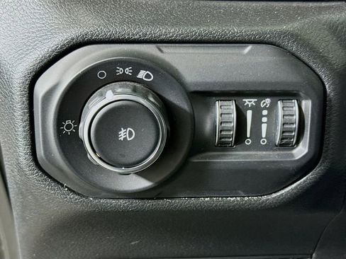 Used 2021 Jeep Wrangler Unlimited Sport AWD/4WD image 10