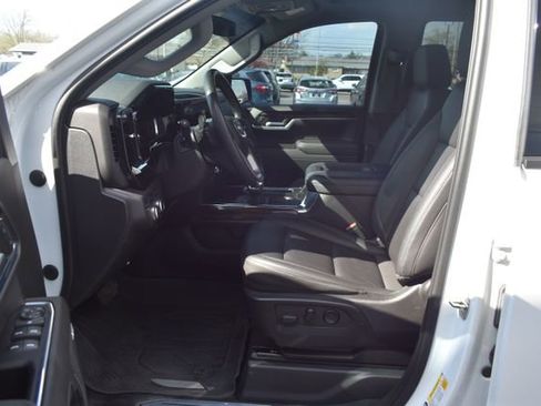 Used 2022 GMC Sierra 1500 Elevation w/ Elevation Premium Package AWD/4WD image 18
