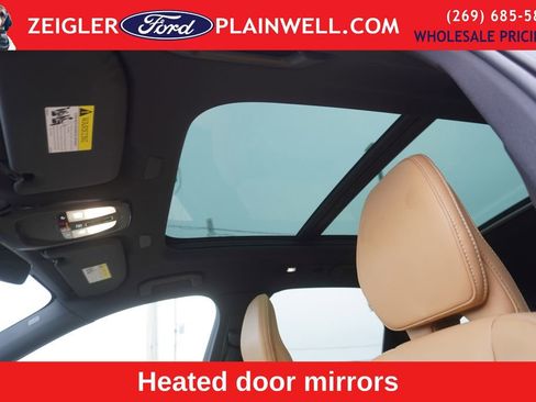 Used 2023 Volvo XC60 B5 Ultimate image 19