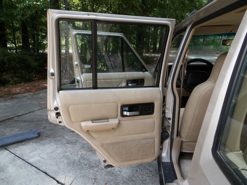 Used 1996 Jeep Cherokee 4WD 4-Door image 89