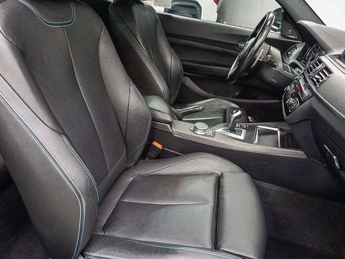 Used 2018 BMW M2 image 16
