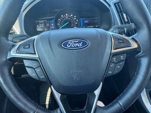 Used 2023 Ford Edge SEL w/ Convenience Package image 19
