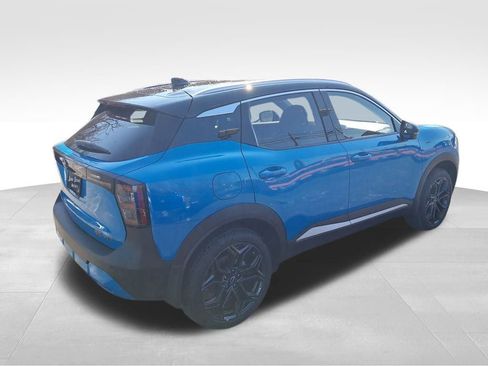 New 2026 Nissan Kicks SR w/ SR Premium Package AWD/4WD image 5