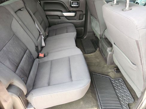 Used 2018 Chevrolet Silverado 1500 LT w/ LT Eassist Package RWD image 26