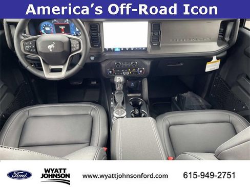 New 2025 Ford Bronco Badlands image 15