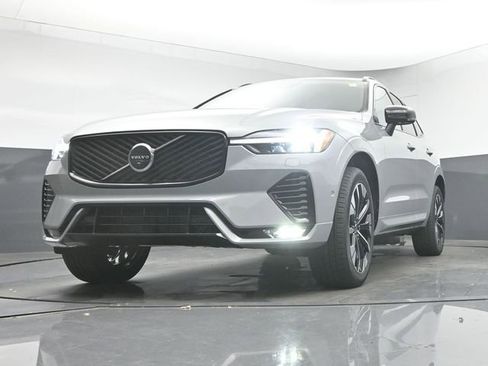 New 2026 Volvo XC60 B5 Plus w/ Protection Package Premier image 39