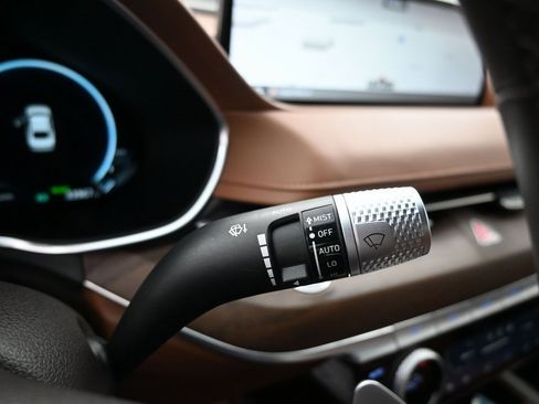 Used 2023 Genesis G80 image 17