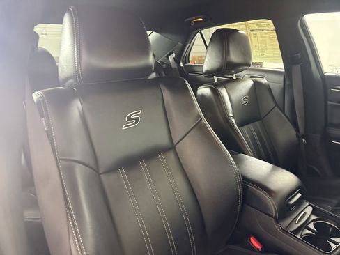 Used 2021 Chrysler 300 S image 25