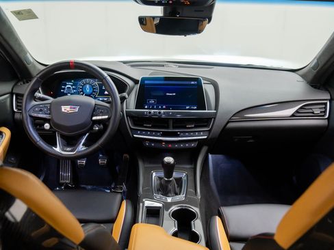 Certified 2024 Cadillac CT5 V Blackwing w/ Carbon Fiber Package 2 image 9