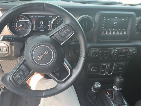 Used 2020 Jeep Wrangler Unlimited Sport S AWD/4WD image 19
