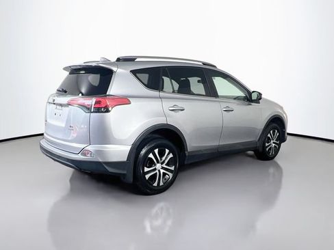 Used 2017 Toyota RAV4 LE w/ All Weather Liner Package AWD/4WD image 8