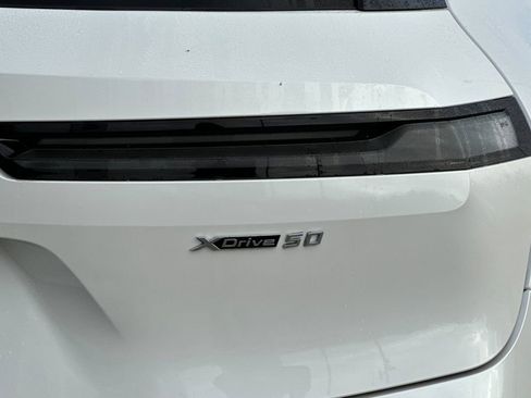 Used 2023 BMW iX xDrive50 w/ Sport Package image 33