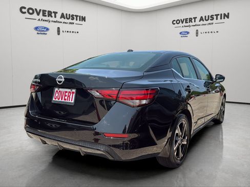 Used 2025 Nissan Sentra SV FWD image 5