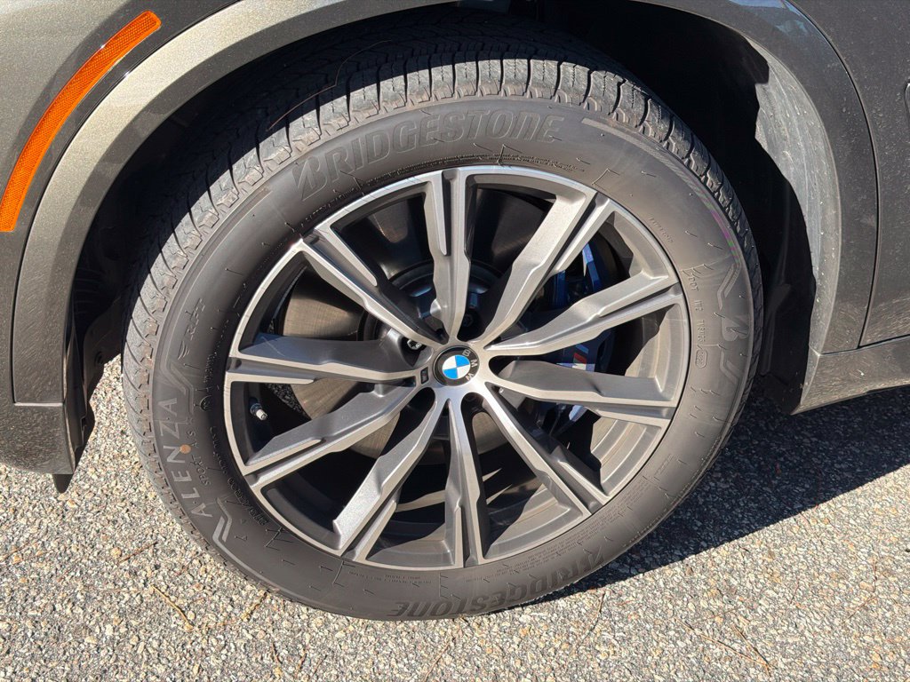 Used 2026 BMW X5 M60i AWD/4WD image 10