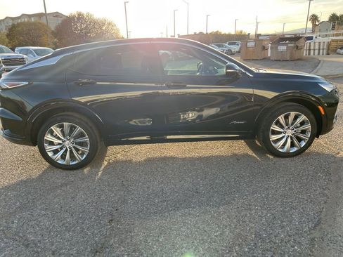 New 2025 Buick Envista Avenir image 6