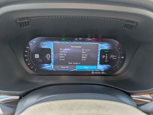 Used 2023 Volvo XC60 T8 Plus w/ Protection Package Premier AWD/4WD image 18