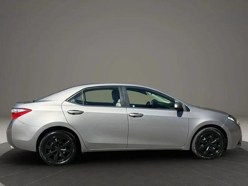 Used 2014 Toyota Corolla LE FWD image 10