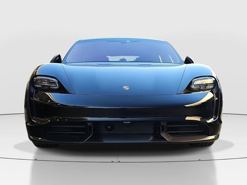 Used 2020 Porsche Taycan Turbo S image 2