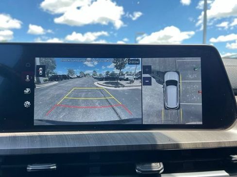 Used 2024 Kia Telluride SX Prestige w/ Towing Package AWD/4WD image 21