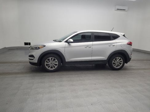 Used 2017 Hyundai Tucson SE image 2