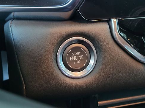 New 2026 GMC Canyon Elevation RWD image 18