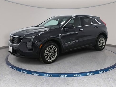 Certified 2025 Cadillac XT4 Premium Luxury image 2