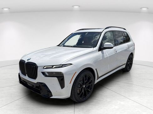 New 2027 BMW X7 xDrive40i w/ Executive Package AWD/4WD image 8