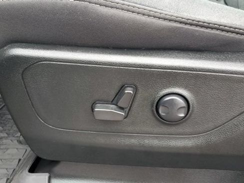 Certified 2023 RAM 1500 Big Horn AWD/4WD image 22