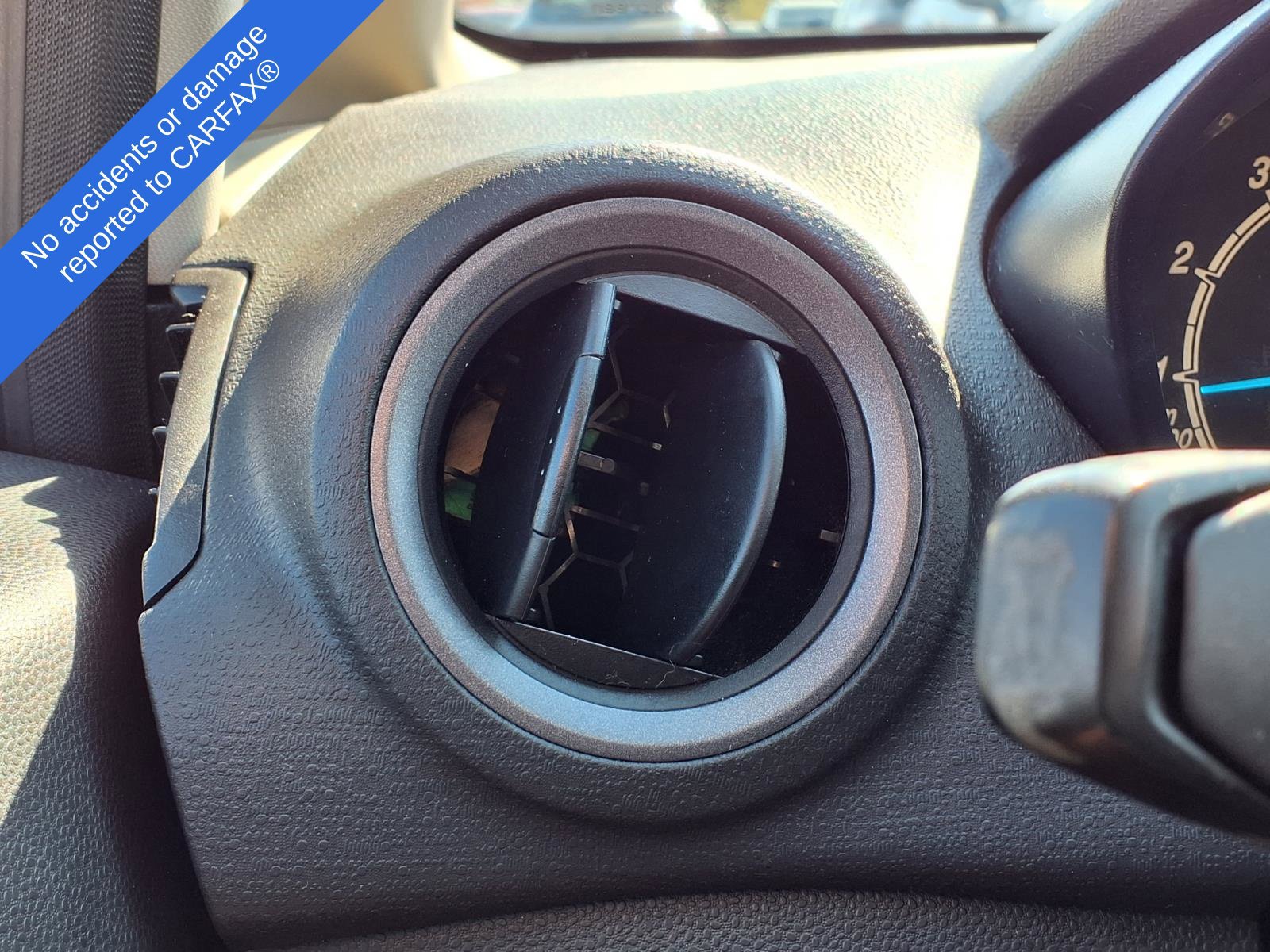 Used 2014 Ford Fiesta S FWD image 28