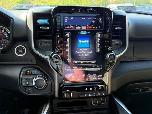 Used 2021 RAM 1500 Big Horn image 17