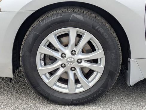 Used 2014 Nissan Altima 2.5 S w/ Sport Value Package image 13