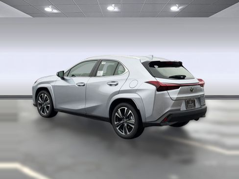 New 2026 Lexus UX 300h AWD image 3