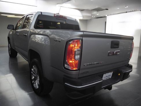 Used 2017 GMC Canyon SLT w/ Trailering Package image 8