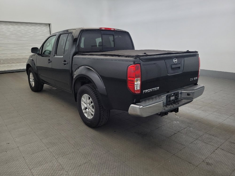 Used 2017 Nissan Frontier SV AWD/4WD image 5