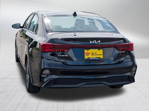 Certified 2024 Kia Forte LXS w/ LXS Technology Package FWD image 5
