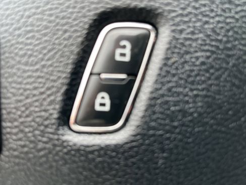 Used 2019 Ford F150 XLT w/ Equipment Group 302A Luxury AWD/4WD image 31