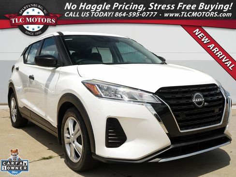 Used 2025 Nissan Kicks Play S FWD image 1