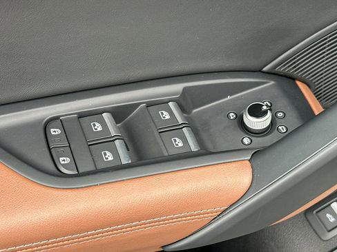 Used 2021 Audi Q5 2.0T Premium Plus w/ Premium Plus Package image 17