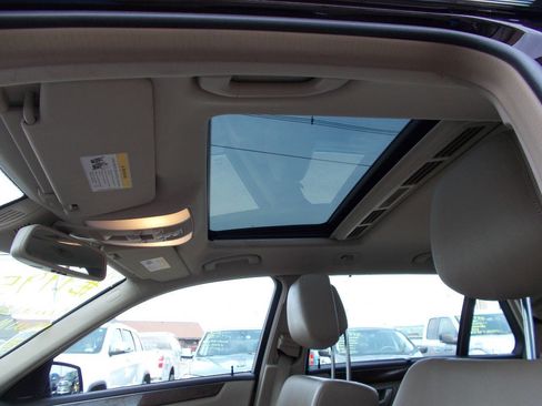 Used 2013 Mercedes-Benz E 350 4MATIC Wagon image 14