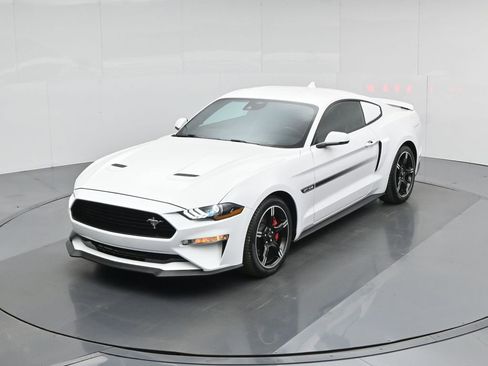 Used 2021 Ford Mustang GT Premium w/ Equipment Group 401A image 41