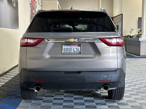 Used 2018 Chevrolet Traverse LT AWD/4WD image 5