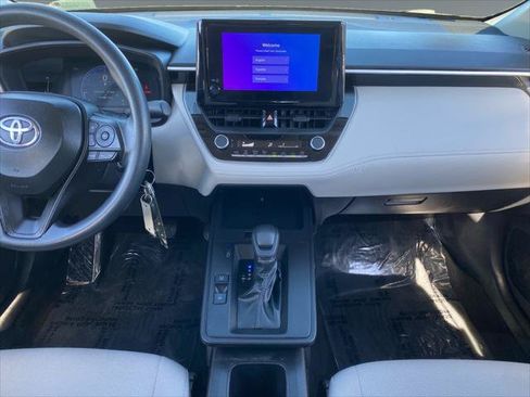 Certified 2026 Toyota Corolla Cross L FWD image 11